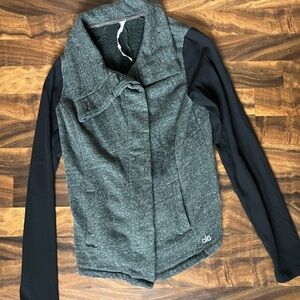 Alo yoga Jacket womens size 6